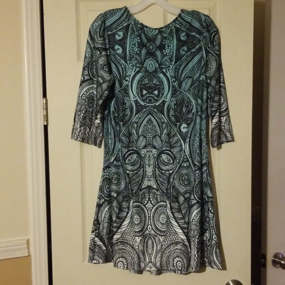 Dress - Picture 2 of 2